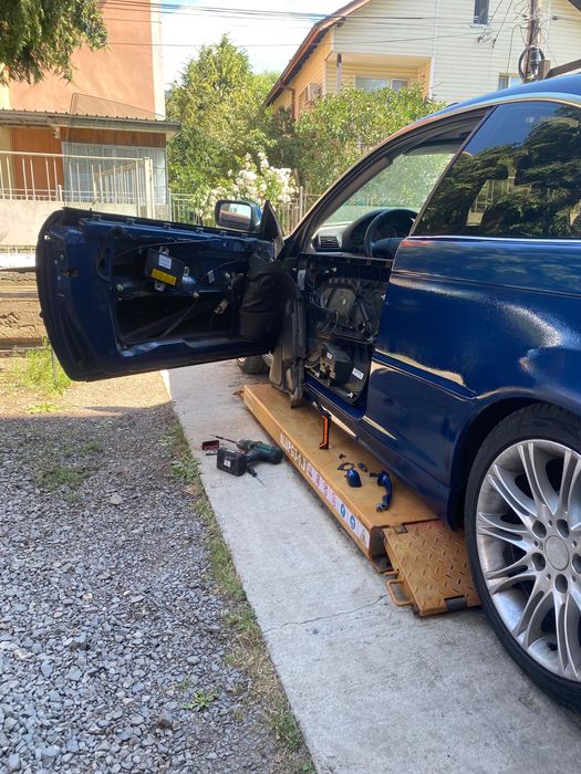 Ремонт и рециклиране на авто стъкло повдигачи брави и чистачки