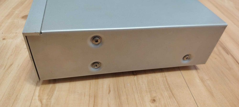 Egalizator Akai EA G30 - Silver