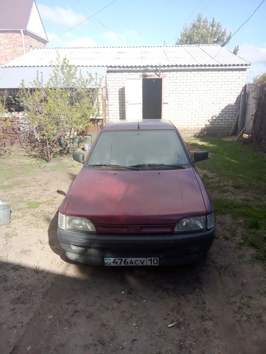 Продам форд эскорт