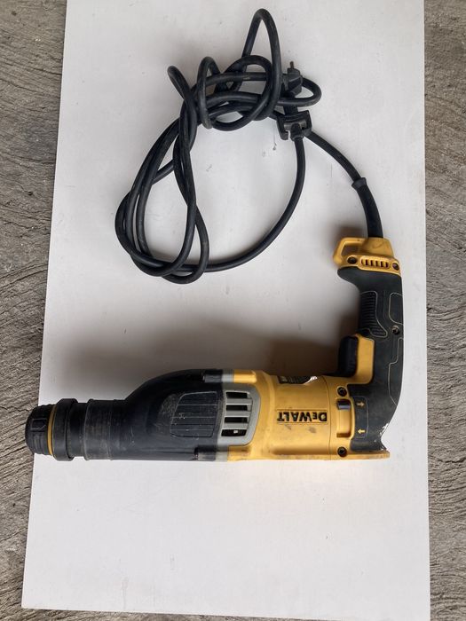 Rotopercutor Dewalt D25143k 900w cu Defect