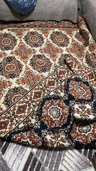 кафяв двустранен килим