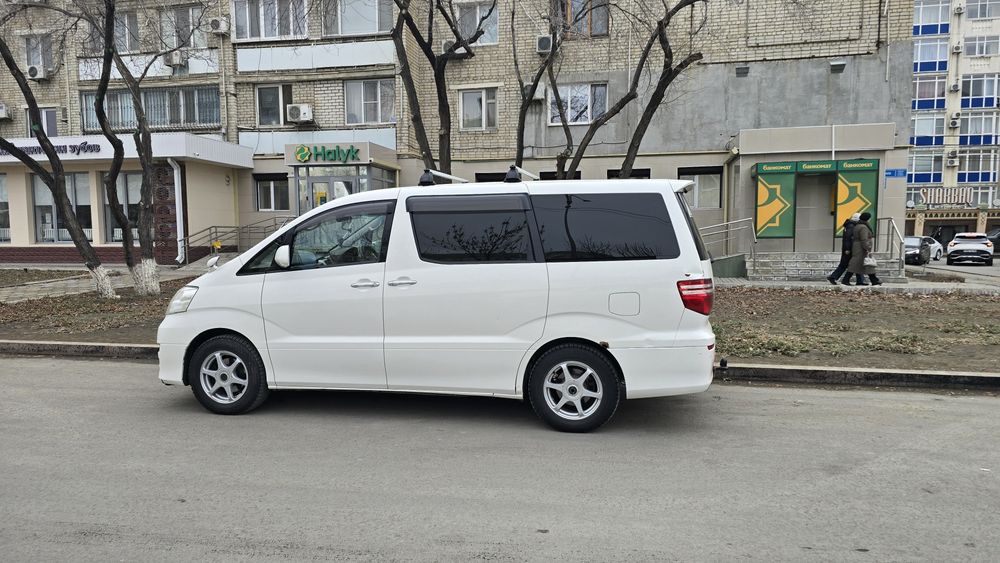 Toyota Alphard 2006, 2.4