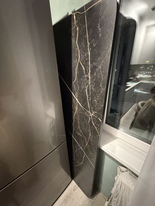 Продам стол и стулья