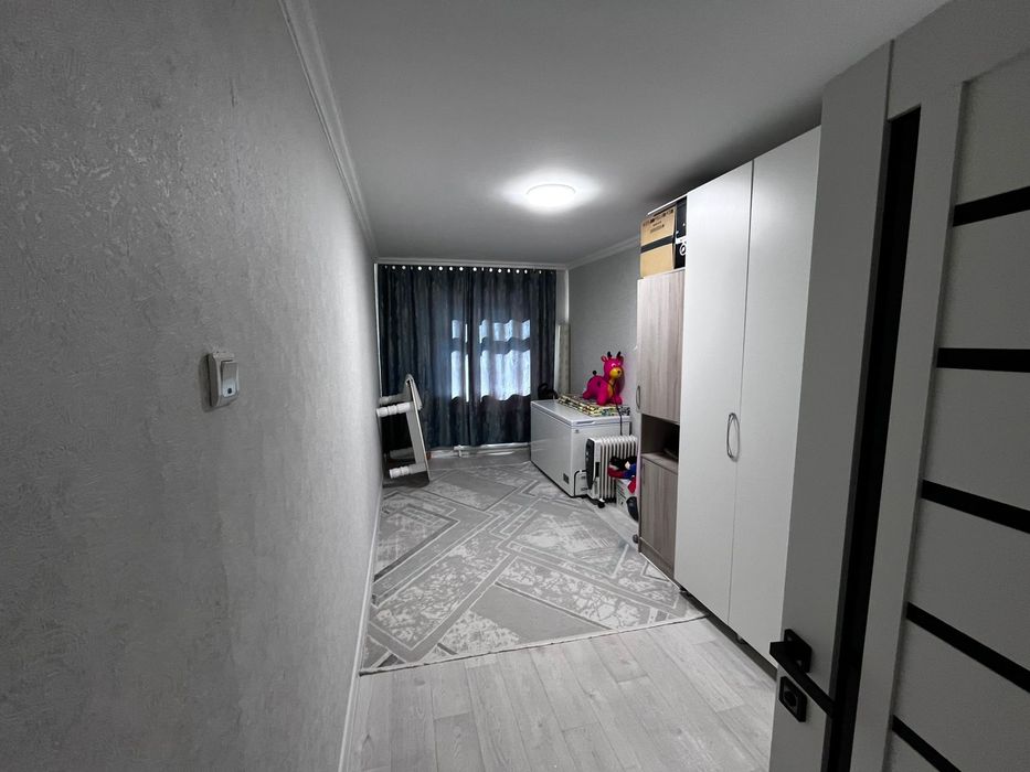 Срочно продам двухкомнатную