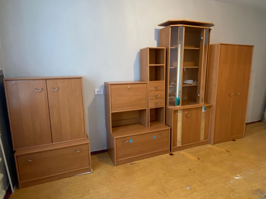 Шкафы в гостиную зал