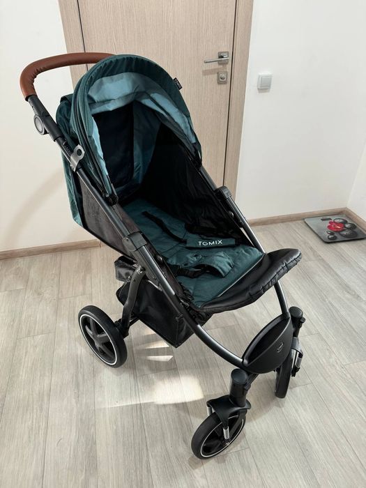 Продам коляску срочно Tomix