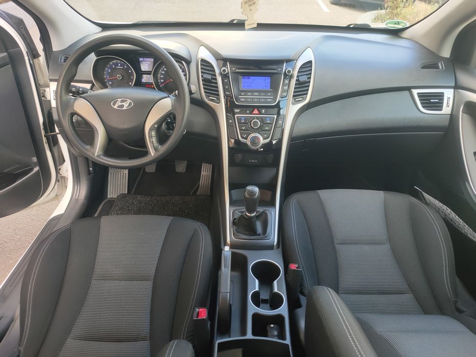 Hyundai i30 1.4 MPI 99 cp 2014 Euro 5 recent adusa din Germania pe roti
