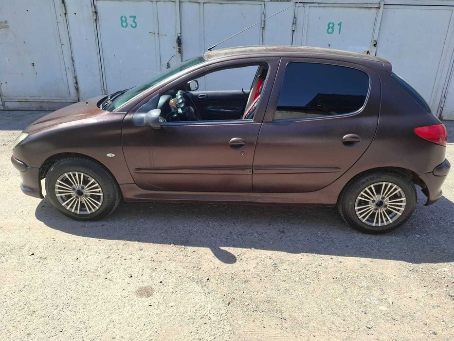 Peugeot 206 1.6 автомат