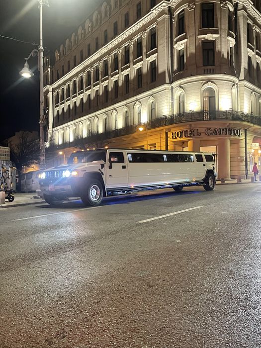 Limuzina Hummer H2 De Inchiriat