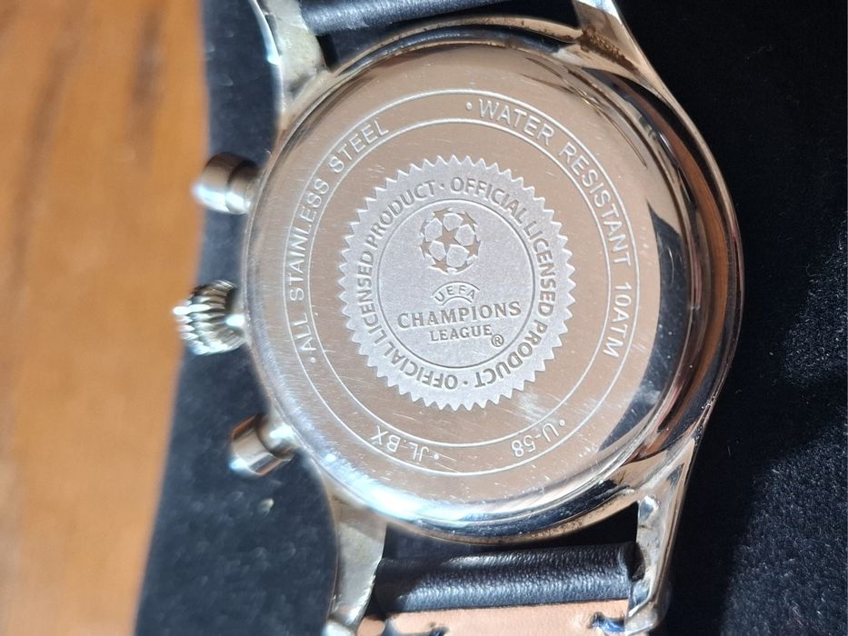 Нов часовник Champions Ligue ( Jacues Lemans )