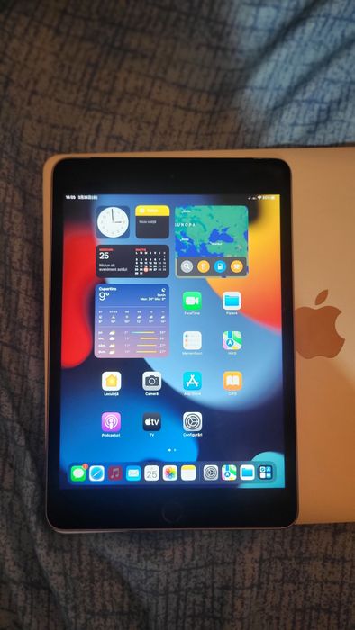 Ipad mini 4 , stocare 128 gb