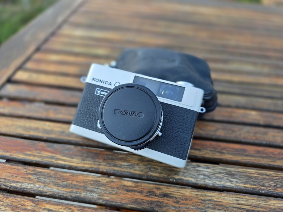 Konica C35 impecabila