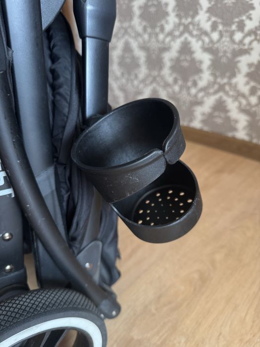 Продам коляску полный комплект