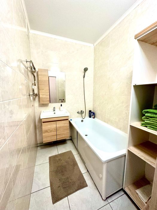 Двух комнатная квартира Кжби 18000