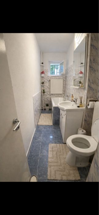 Direct Proprietar !!  Inchiriez apartament