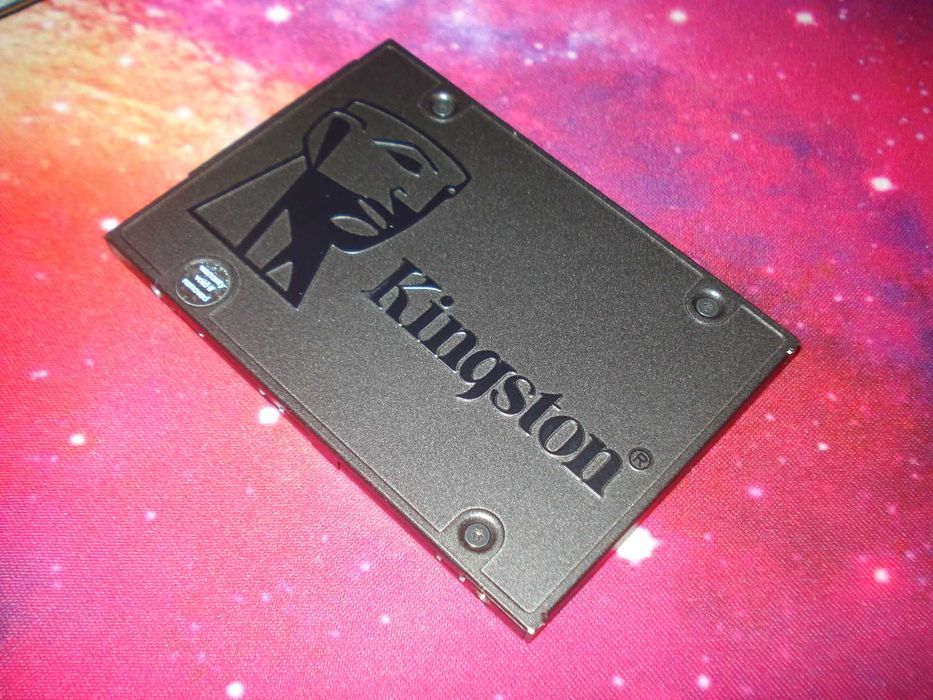 HDD tip SSD 2.5" Kingston 240gb sata made in taiwan