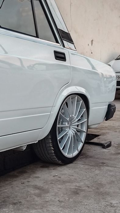 Vaz 2107 idealni moshina