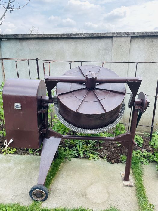 Vând betonieră heavy-duty, robustă