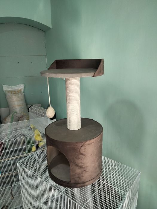 Лежанка для котов