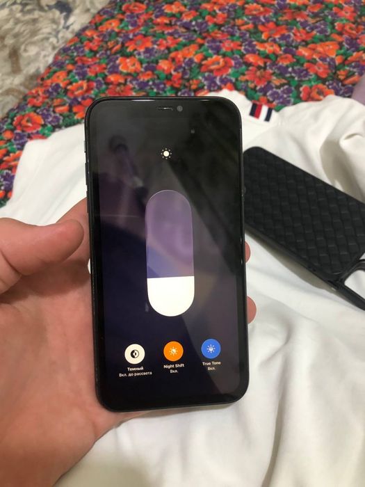 Iphone 11 qora rangli