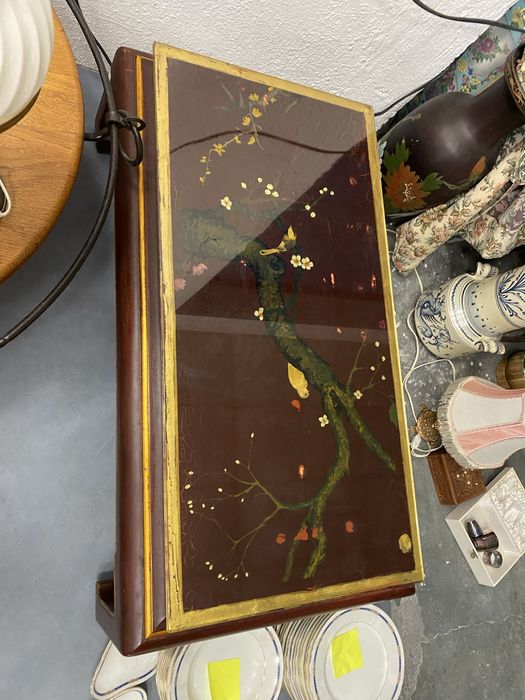 Китайска  холна маса изрисувана ръчно