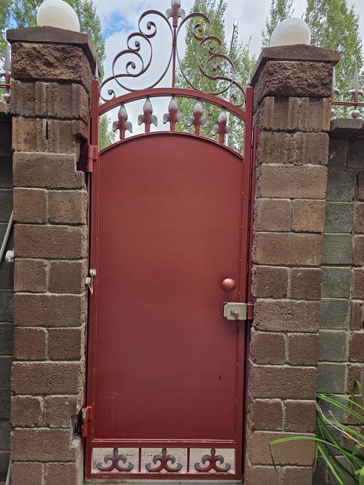 Продам ворота из металла