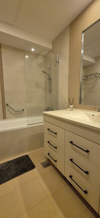 Inchiriere Apartament 2 cam mobilat utilat LUX în Rin Grand Residence