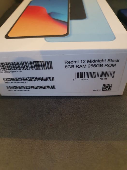 Vând Xiaomi Redmi 12, cu 8 GB RAM și 256 gb