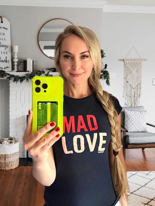 Оптом! 4900 сумм Чехлы для Iphone 13 Pro max и 14 Pro max в 3х цветах