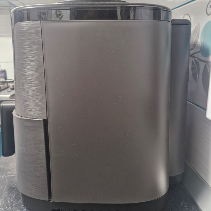 Friteuza Tefal nouă