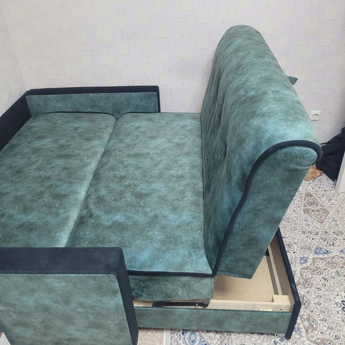 ПРОДАМ  МИНИ ДИВАН 70000тг торг