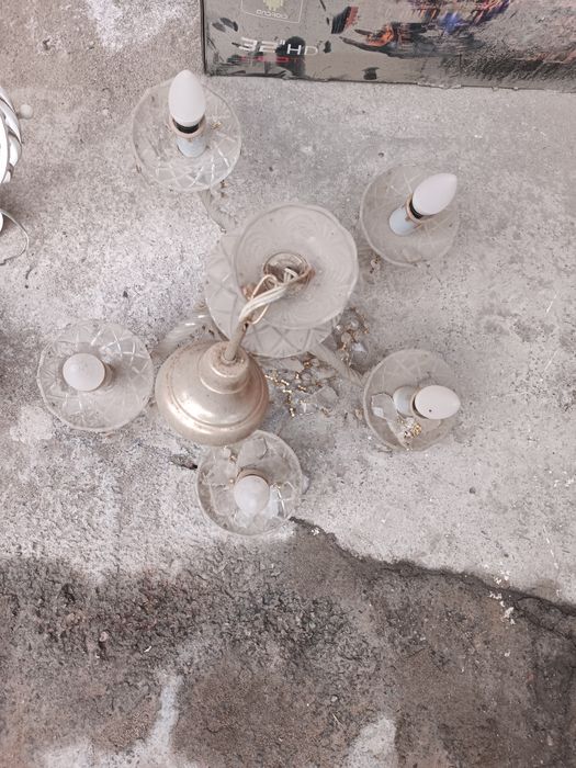 Продаю Люстра б/у по 5000