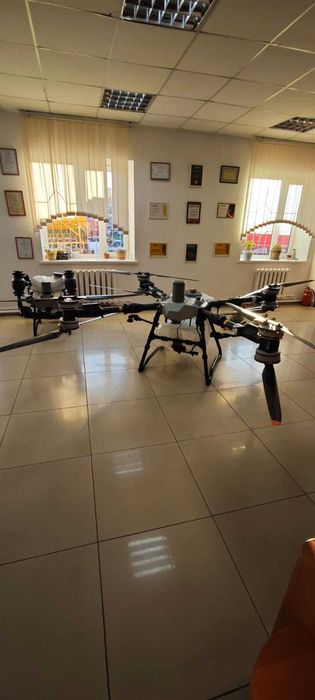 Агродрон DJI Agras T100