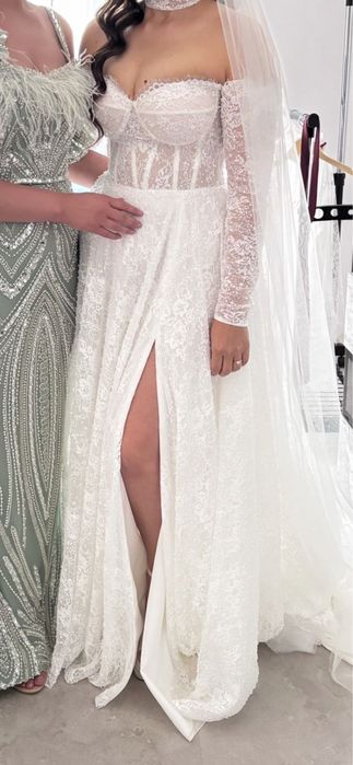 Rochie mireasa  superba
