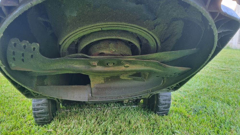 Masina de tuns iarba HONDA HRX 476