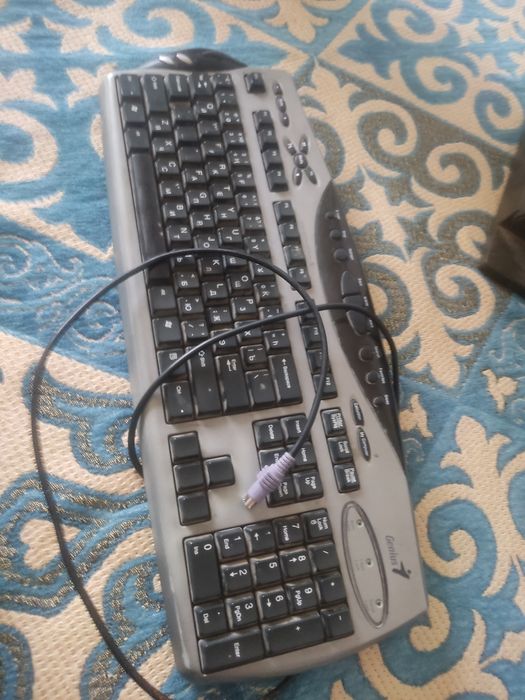 Монитор срочно продается