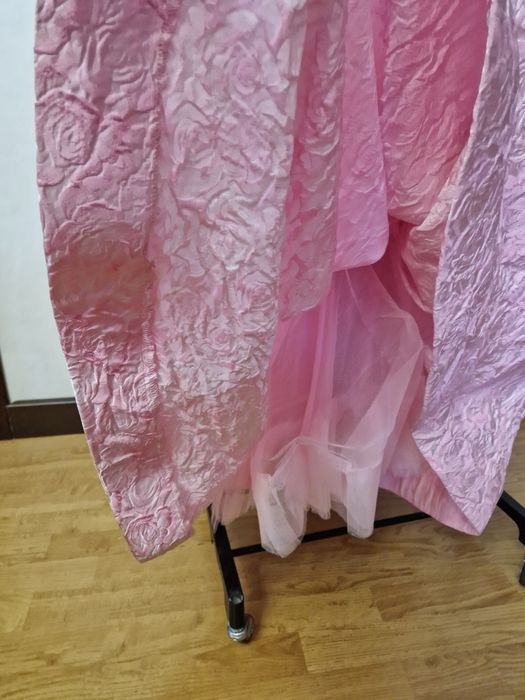 Платье нарядное на девочку