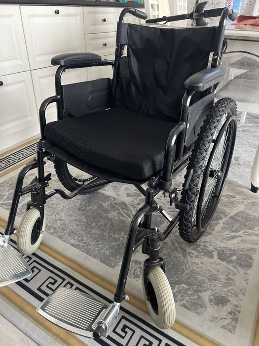 Коляска инвалидная