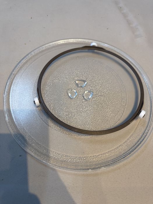 Cuptor de microunde Bosch BEL524MS0 cu eroare e3
