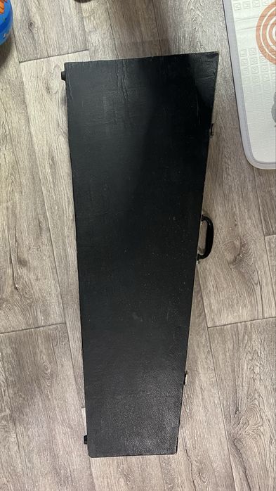 Чехол- Кейс для электрогитары