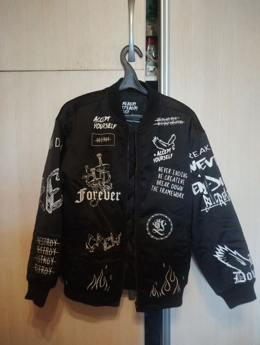Продам куртку осенняя (бомбер)