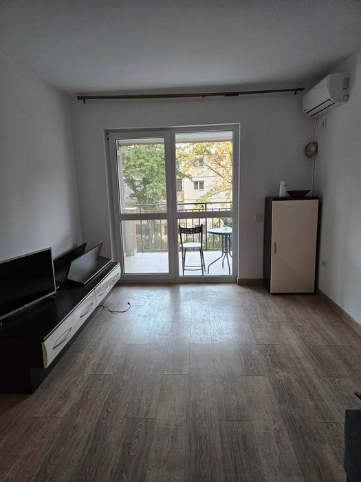 Inchiriez ap 2 camere newton iasi