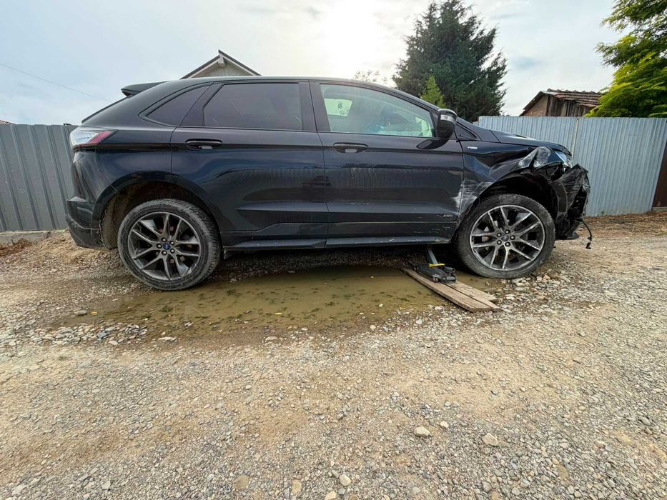 Ford Edge ( Avariat)