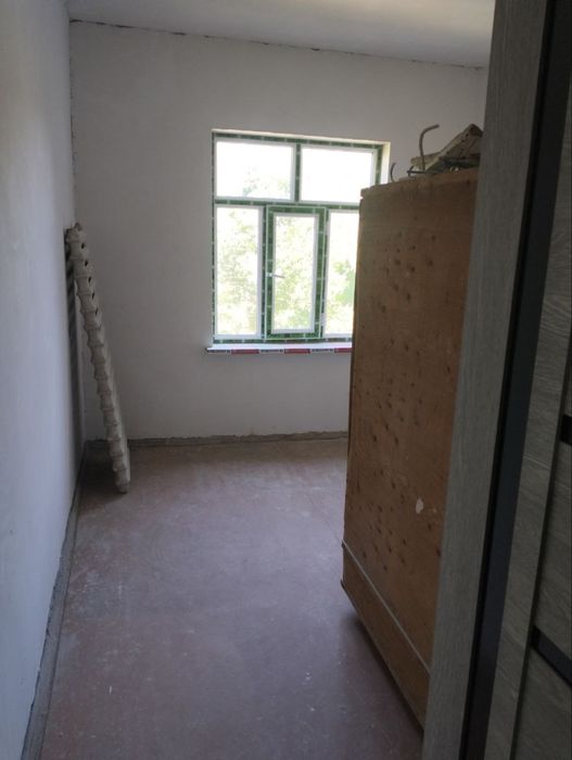 Продаётся квартира 3 комнатная