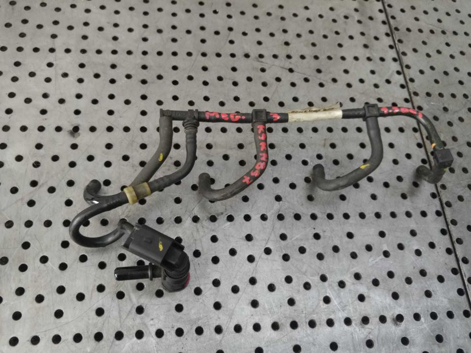 rampa retur injectoare  k9kn837 1.5 dci renault scenic 3 megane 3 8201003973