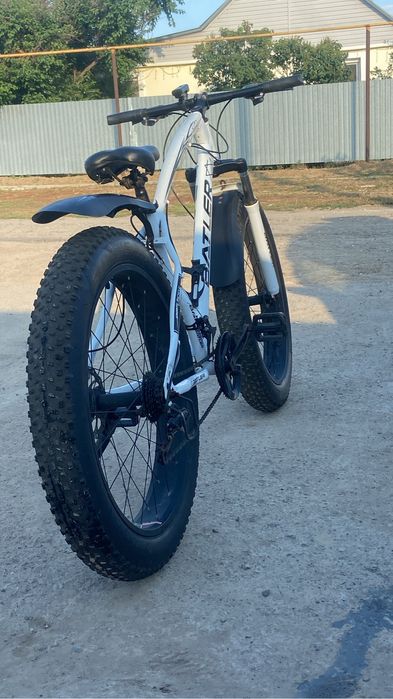 Продам Велосипед Большие Колеса