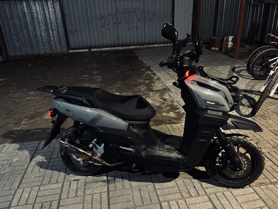 Продам мопед танк 185 кубов