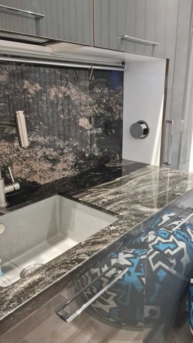 Дава се под наем Тристаен апартамент в Русе, Център - 66 кв.м за 598.23 € - Снимка #3
