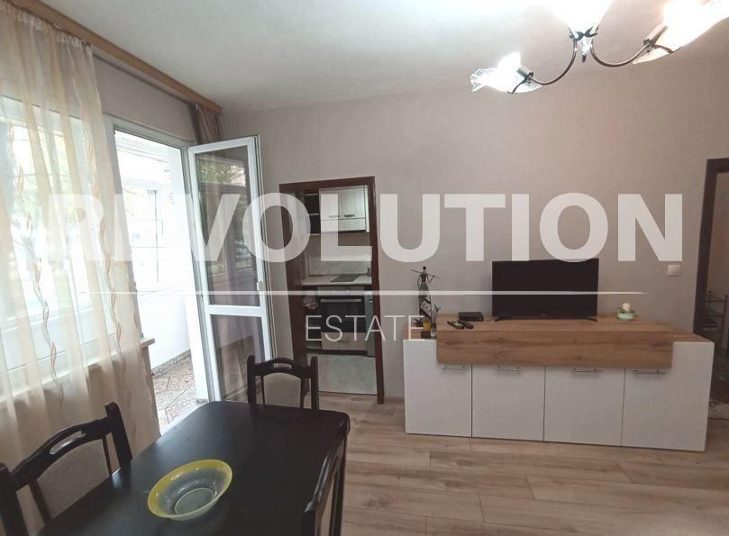 Дава се под наем Двустаен апартамент в Варна, Генералите - 52 кв.м за 510 € - Снимка #2