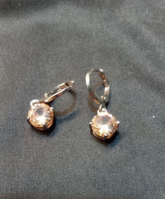 Серебряные серьги-гвоздики  925 пробы